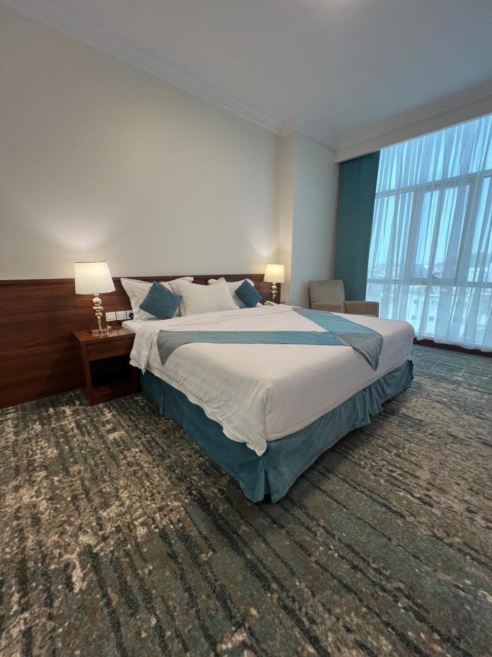 Zaha Al Madina Hotel Medina ภายนอก รูปภาพ