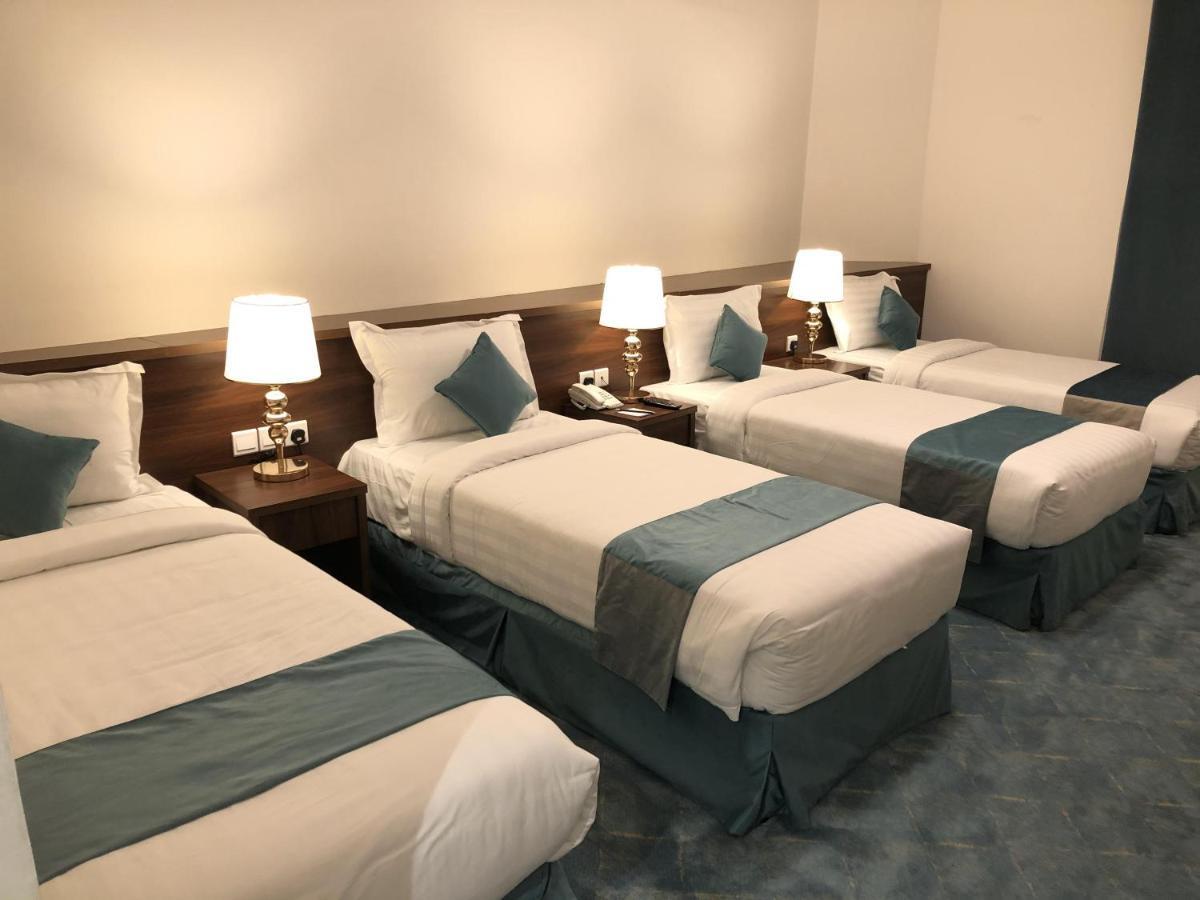 Zaha Al Madina Hotel Medina ภายนอก รูปภาพ