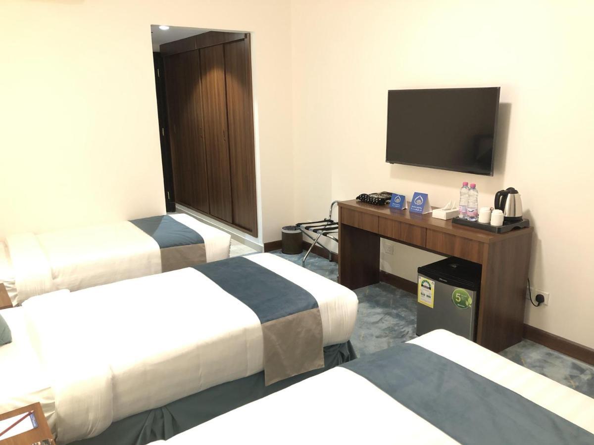 Zaha Al Madina Hotel Medina ภายนอก รูปภาพ