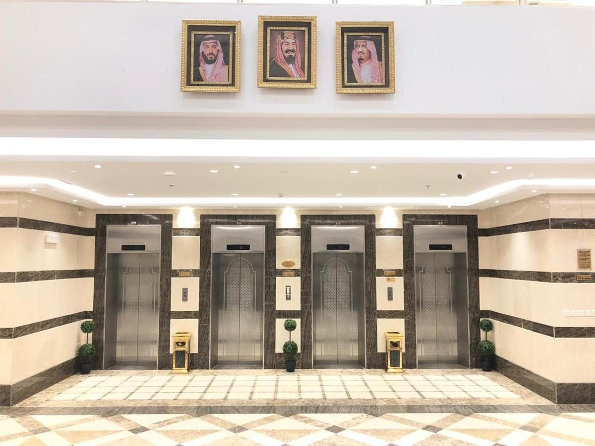 Zaha Al Madina Hotel Medina ภายนอก รูปภาพ